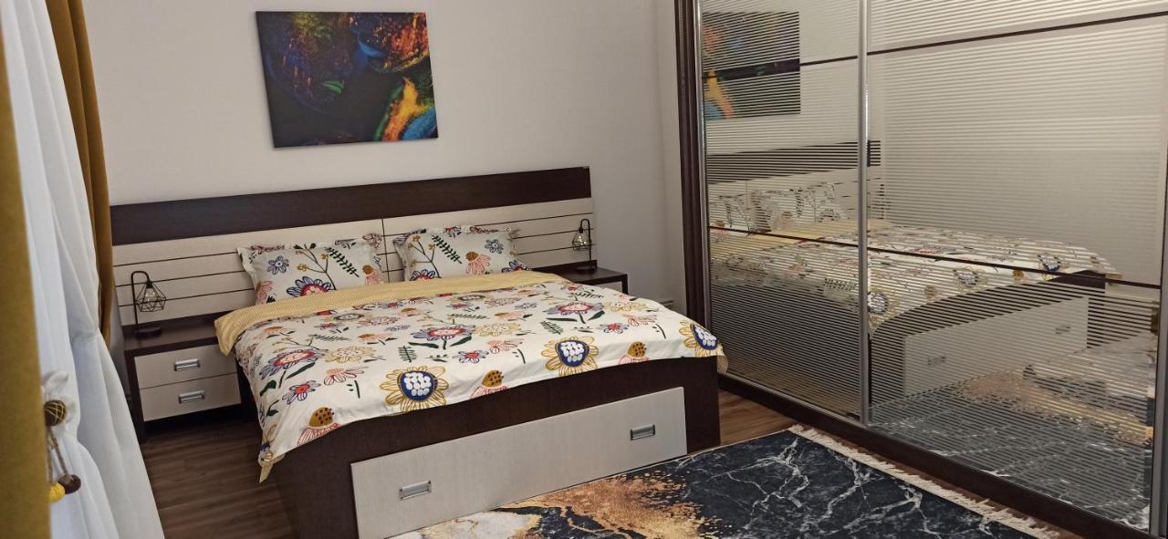 Apartament Atena Petrozsény Kültér fotó